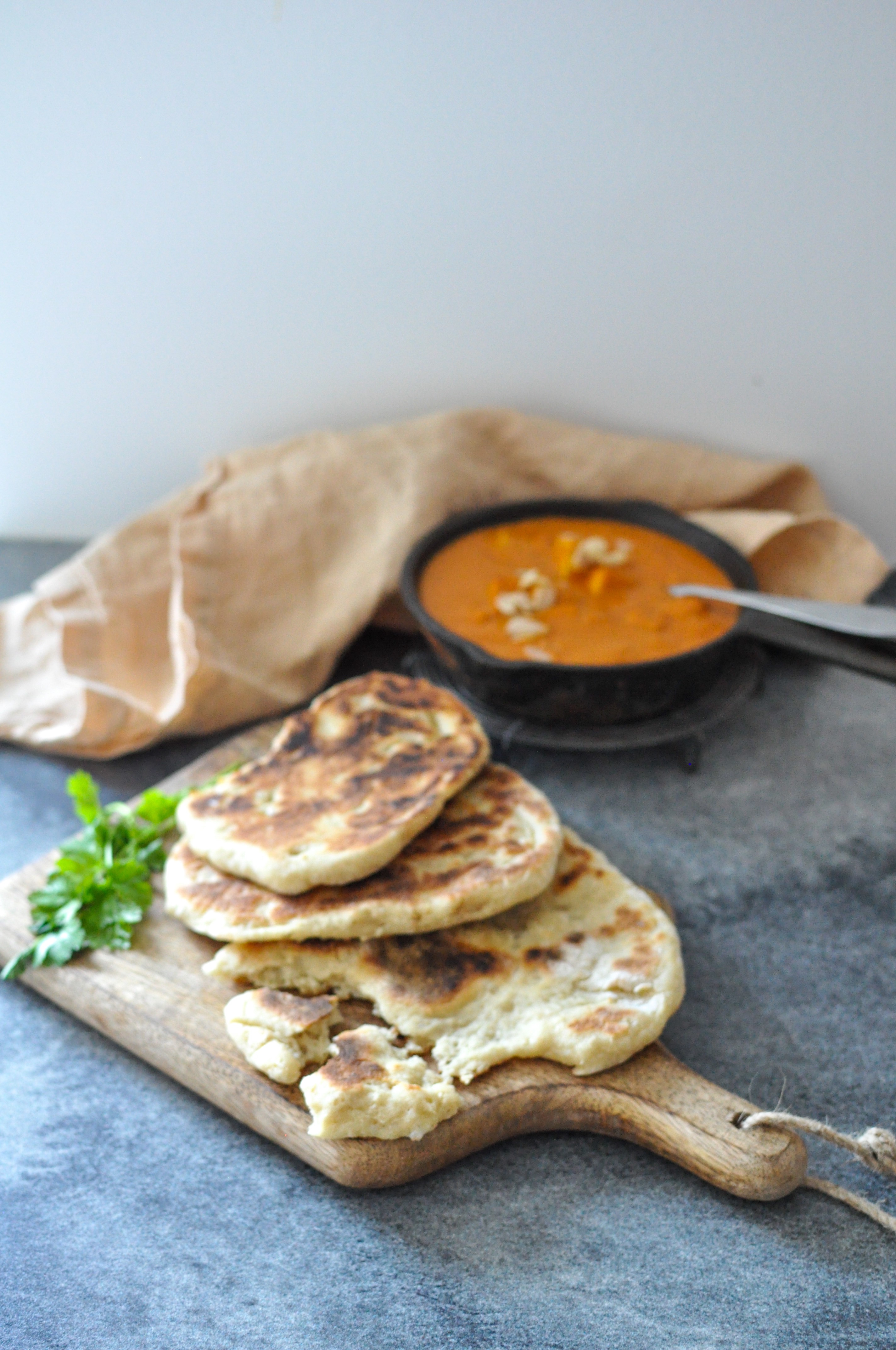 Itse Tehty Naanleip Onnistuu Parhaiten Pannulla Paistaen HELSINKITCHEN itse-tehty-naanleip-onnistuu-parhaiten-pannulla-paistaen-helsinkitchen